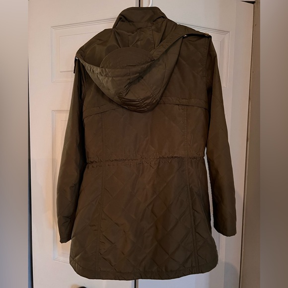 BCBG coat - Picture 6 of 9